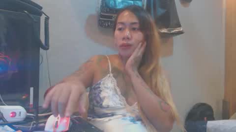 michelle_ux online show from 11/25/25, 12:27