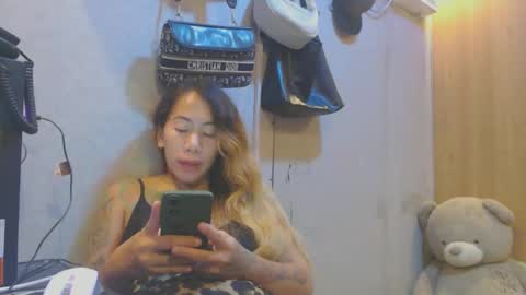 michelle_ux online show from 11/28/25, 03:04
