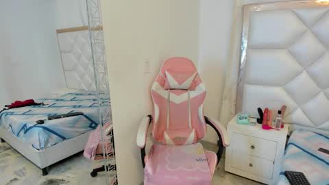 michelleblair1 online show from 03/06/26, 01:29