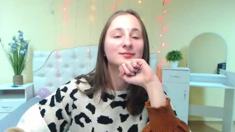 Snapshot of michellee11 chatting on 01/14/25, 03:04 Michel online show from 01/14/25, 03:04