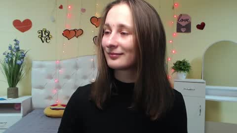 Snapshot of michellee11 chatting on 02/21/25, 12:17 Michel online show from 02/21/25, 12:17