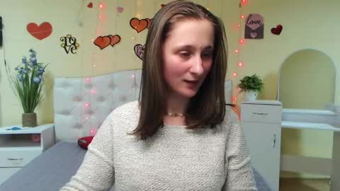 Snapshot of michellee11 chatting on 02/25/25, 03:27 Michel online show from 02/25/25, 03:27