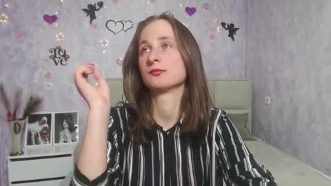 Snapshot of michellee11 chatting on 03/11/25, 03:34 Michel online show from 03/11/25, 03:34