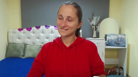 Snapshot of michellee11 chatting on 09/19/25, 11:11 Michel online show from 09/19/25, 11:11