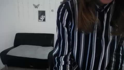 Snapshot of michellee11 chatting on 09/30/25, 11:04 Michel online show from 09/30/25, 11:04