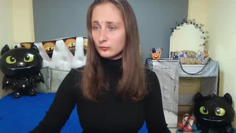 Snapshot of michellee11 chatting on 10/27/25, 12:09 Michel online show from 10/27/25, 12:09