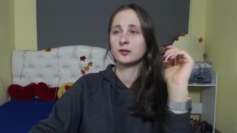 Snapshot of michellee11 chatting on 11/28/25, 12:19 Michel online show from 11/28/25, 12:19