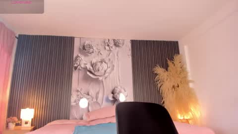 michellepreston_ online show from 04/19/26, 11:53