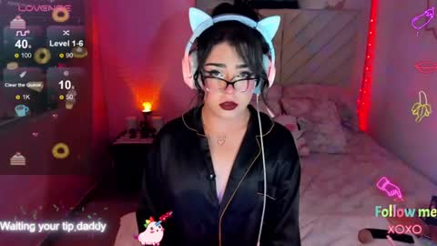 Snapshot of michellevanss22 chatting on 06/17/26, 02:58 online show from 06/17/26, 02:58