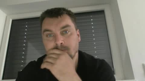 michl_2022 online show from 05/31/26, 02:13