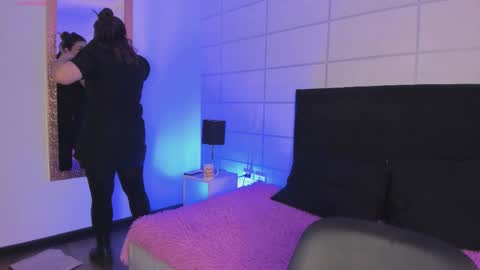 michonne_09 online show from 01/17/26, 10:46