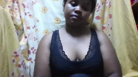 michou61 online show from 11/18/25, 06:34