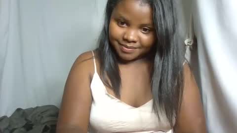 michou61 online show from 12/17/25, 07:20