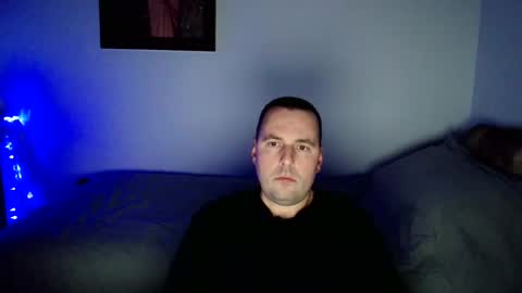 Snapshot of micic3 chatting on 01/12/25, 03:17 micic3 online show from 01/12/25, 03:17