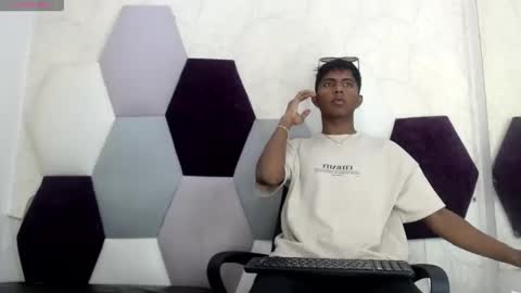 Snapshot of mick_storm chatting on 02/14/26, 07:21 Mick storm online show from 02/14/26, 07:21