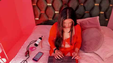 Micki online show from 09/10/25, 11:54