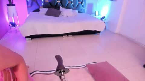 Micki online show from 02/03/26, 11:15