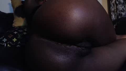 Snapshot of micmash_ chatting on 02/08/26, 10:24 mickey online show from 02/08/26, 10:24