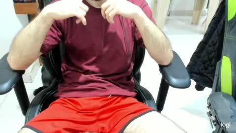 microfama00 online show from 06/20/26, 06:05