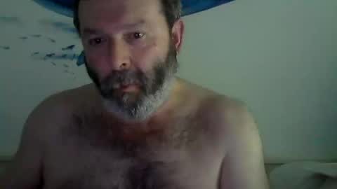 Snapshot of midhir chatting on 01/24/25, 04:39 kike online show from 01/24/25, 04:39