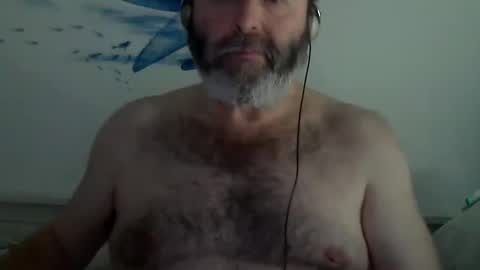 Snapshot of midhir chatting on 01/27/25, 03:50 kike online show from 01/27/25, 03:50