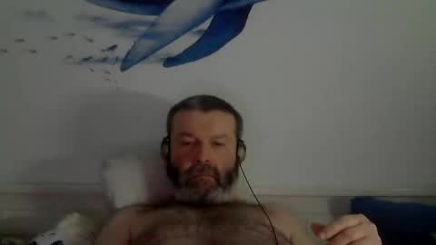 Snapshot of midhir chatting on 02/27/25, 09:58 kike online show from 02/27/25, 09:58