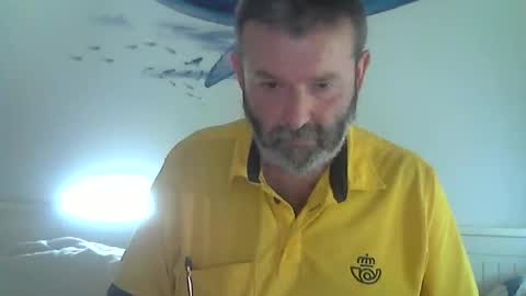 Snapshot of midhir chatting on 10/06/25, 02:03 kike online show from 10/06/25, 02:03