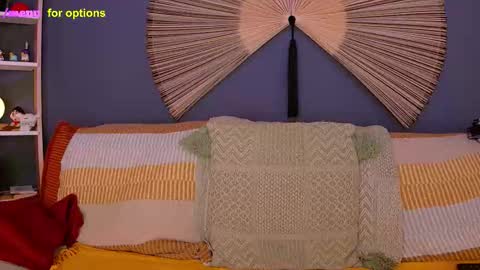 Snapshot of midnight__muse chatting on 12/17/25, 05:24 Rain online show from 12/17/25, 05:24