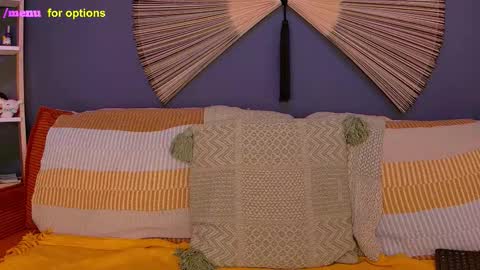 Snapshot of midnight__muse chatting on 12/20/25, 05:14 Rain online show from 12/20/25, 05:14