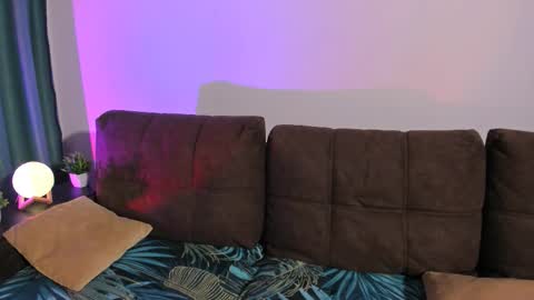 Snapshot of midnight_answer chatting on 02/21/26, 03:57 Max online show from 02/21/26, 03:57