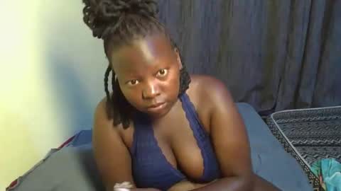 midnight_curves online show from 04/15/26, 02:40