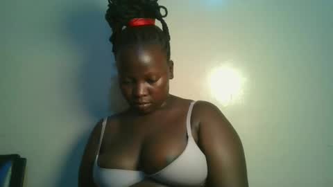 midnight_curves online show from 04/17/26, 09:45