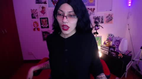 Pola  INDEPENDENT MODEL online show from 12/07/24, 06:37