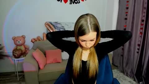 midnighteaura online show from 02/25/26, 11:20