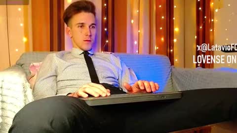 Snapshot of midnighter__ chatting on 02/04/26, 09:09 Alexey or just Alex online show from 02/04/26, 09:09