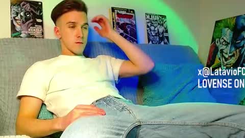 Snapshot of midnighter__ chatting on 03/27/26, 10:09 Alexey or just Alex online show from 03/27/26, 10:09