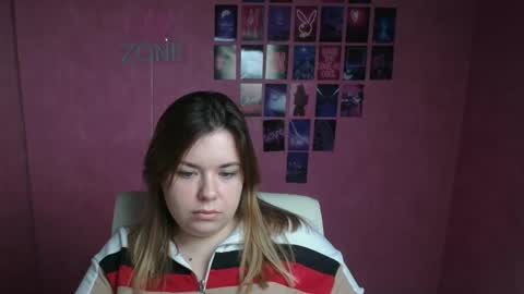 Snapshot of midnightmariana chatting on 11/07/25, 07:19 Mariana online show from 11/07/25, 07:19