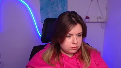 Snapshot of midnightmariana chatting on 11/12/25, 12:16 Mariana online show from 11/12/25, 12:16