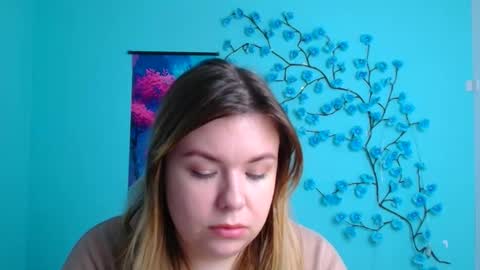 Snapshot of midnightmariana chatting on 11/15/25, 12:23 Mariana online show from 11/15/25, 12:23