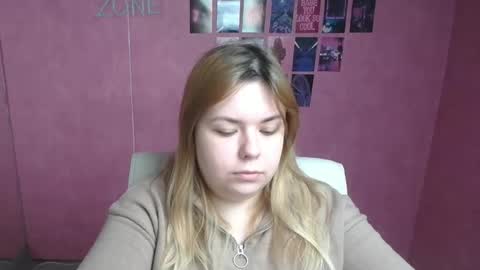 Mariana online show from 03/23/26, 06:17