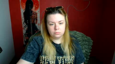 Snapshot of midnightmariana chatting on 06/18/26, 05:19 Mariana online show from 06/18/26, 05:19