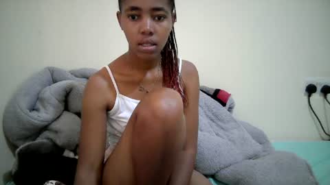 Snapshot of midnightnala chatting on 06/19/26, 05:23 Nala online show from 06/19/26, 05:23