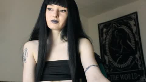 midnightsiren online show from 05/17/26, 05:20