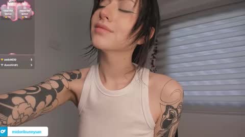 midori__san online show from 10/01/25, 02:34