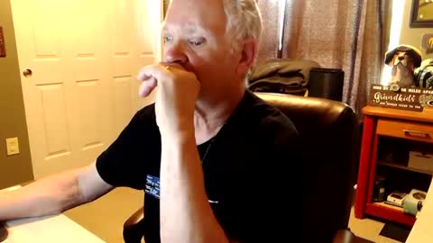 midwestdad09 online show from 10/06/25, 02:47