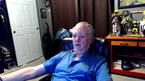 midwestdad09 online show from 04/04/26, 09:29