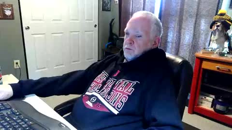 midwestdad09 online show from 04/22/26, 08:21