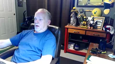 Snapshot of midwestdad09 chatting on 05/18/26, 07:14 midwestdad09 online show from 05/18/26, 07:14