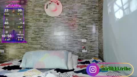 mielikki01 online show from 02/15/25, 08:01