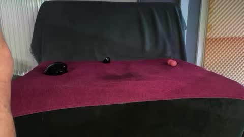 mies35 online show from 03/01/25, 11:04